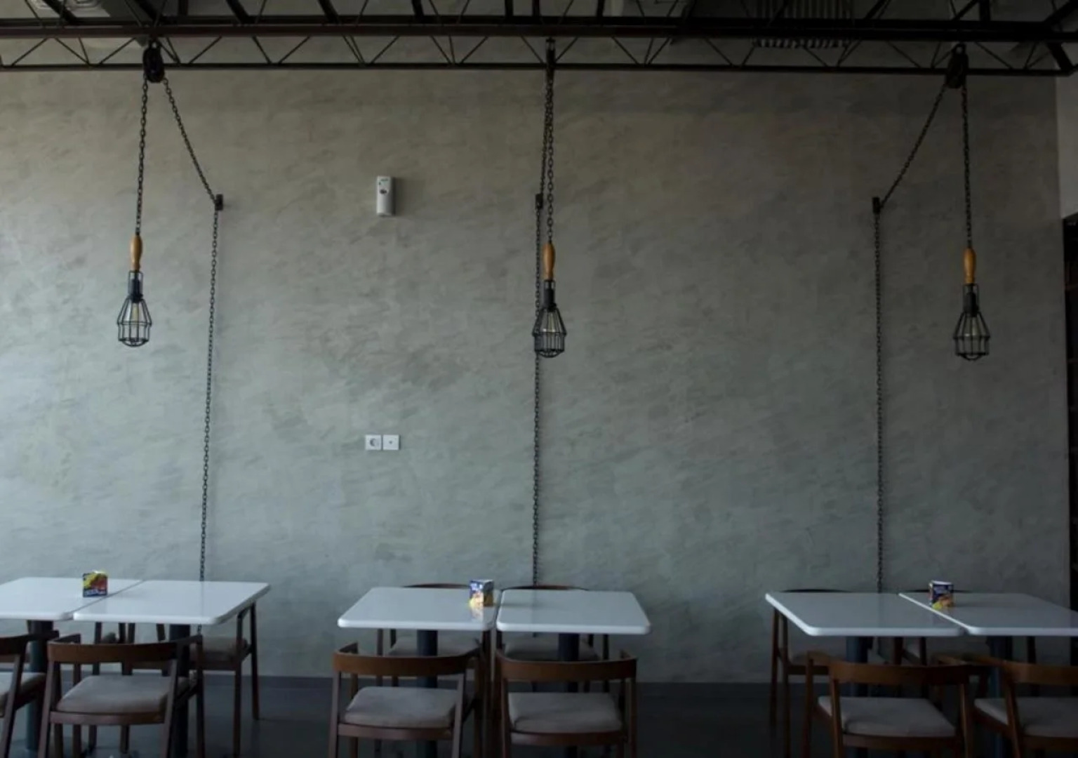 YELLO Hotel Jemursari Surabaya