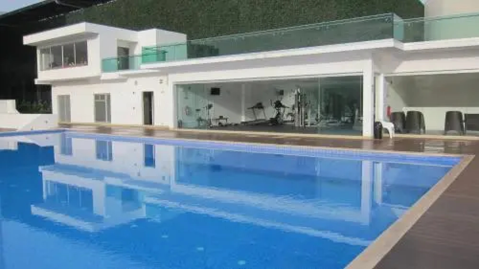 Apartment Paradisus