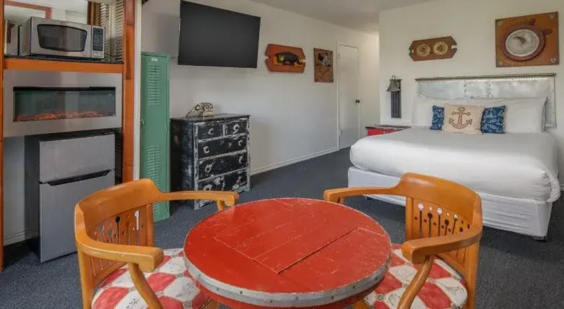 Astoria Riverwalk Inn