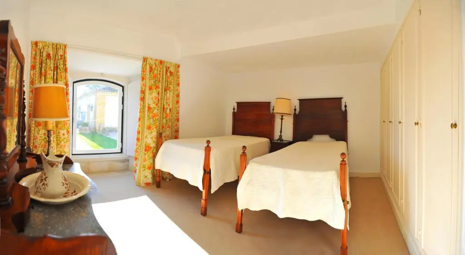 Countryside Family House