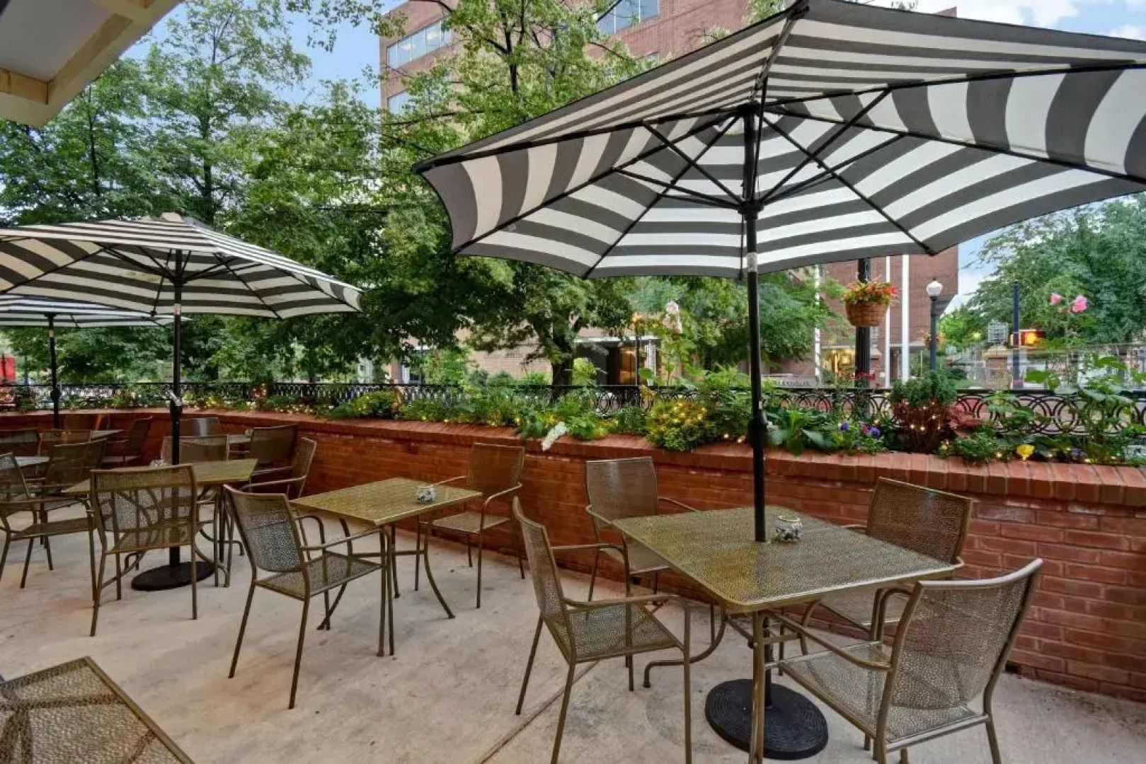 Holiday Inn Lancaster by IHG