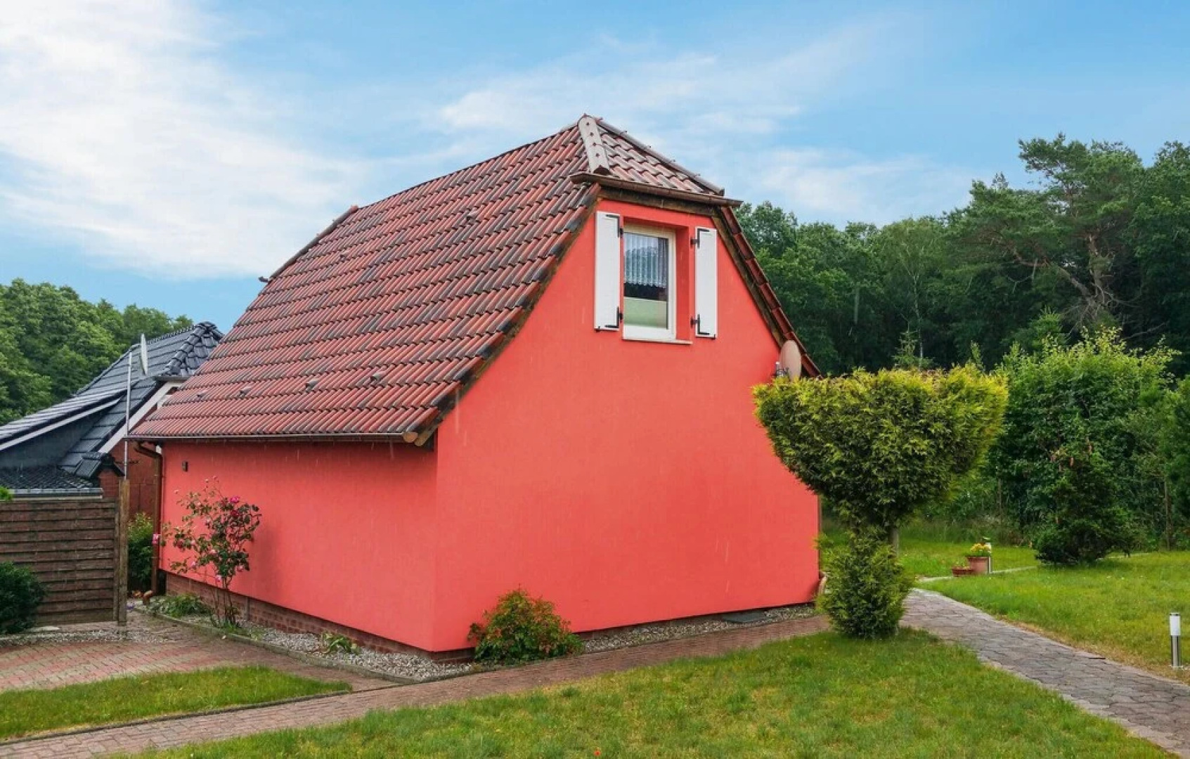 Stunning Home in Klein Warin With Wifi and 2 Bedrooms