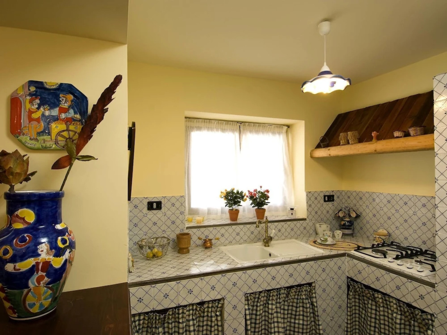 Beautiful Holiday Home Near Collesano With Swimming Pool