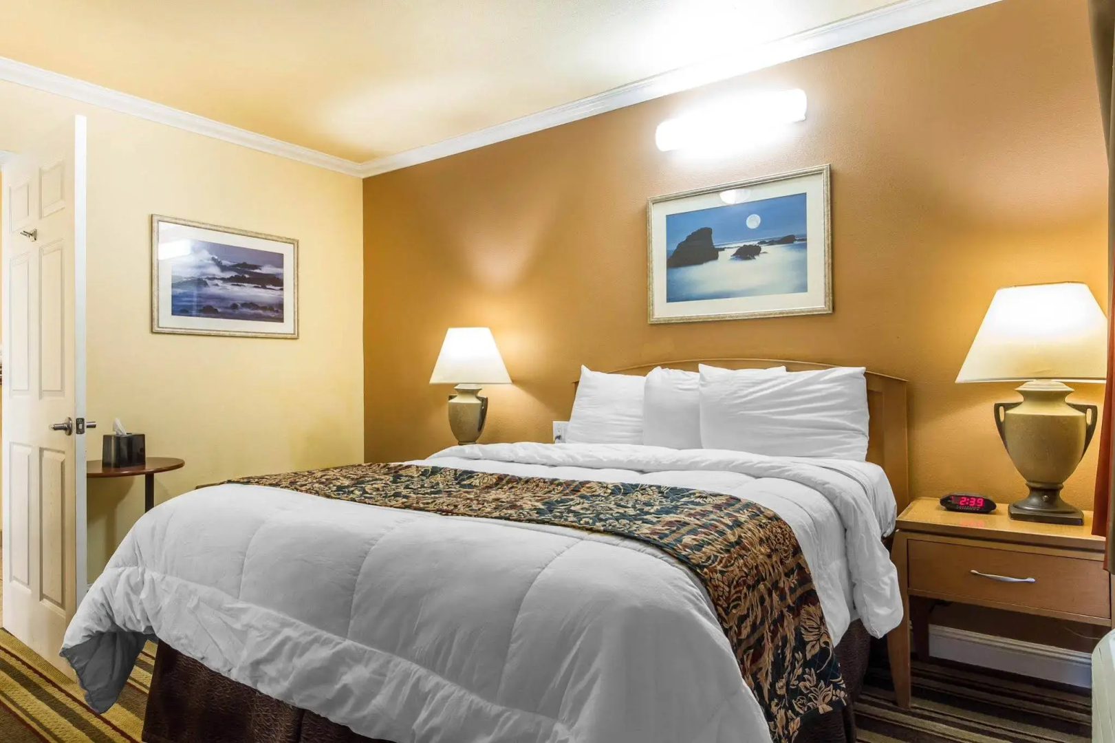 Rodeway Inn & Suites Oakland