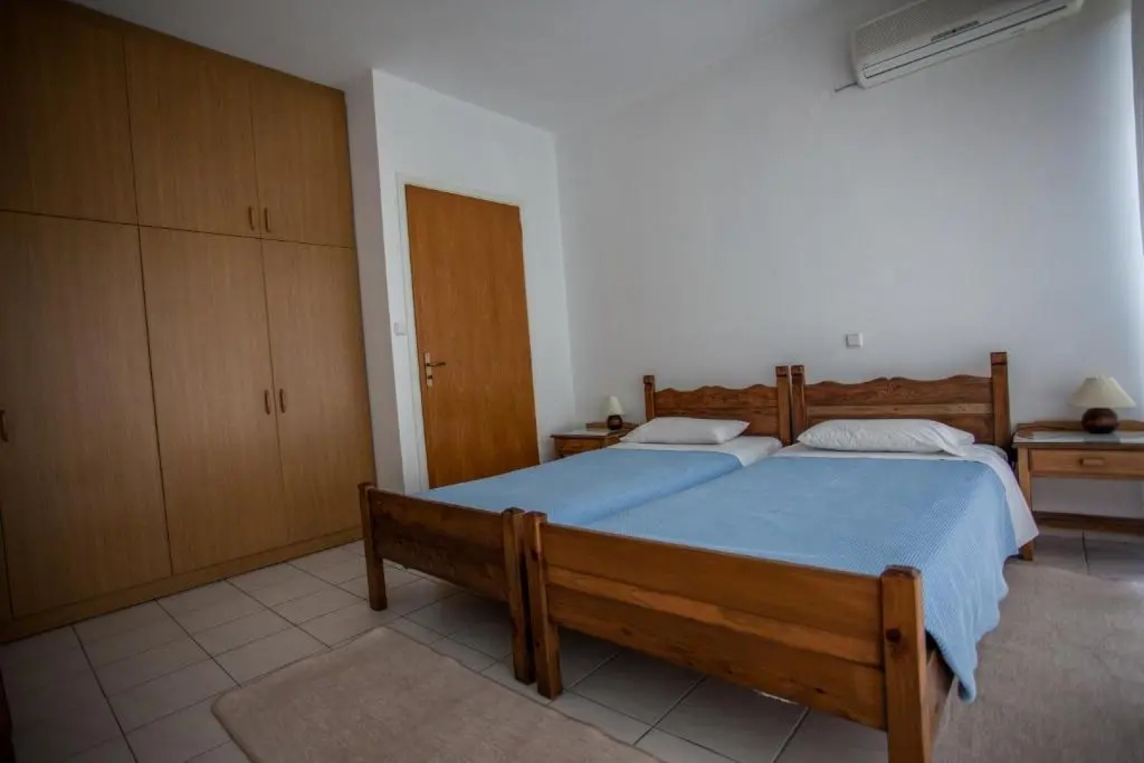 Alexandros Apartments