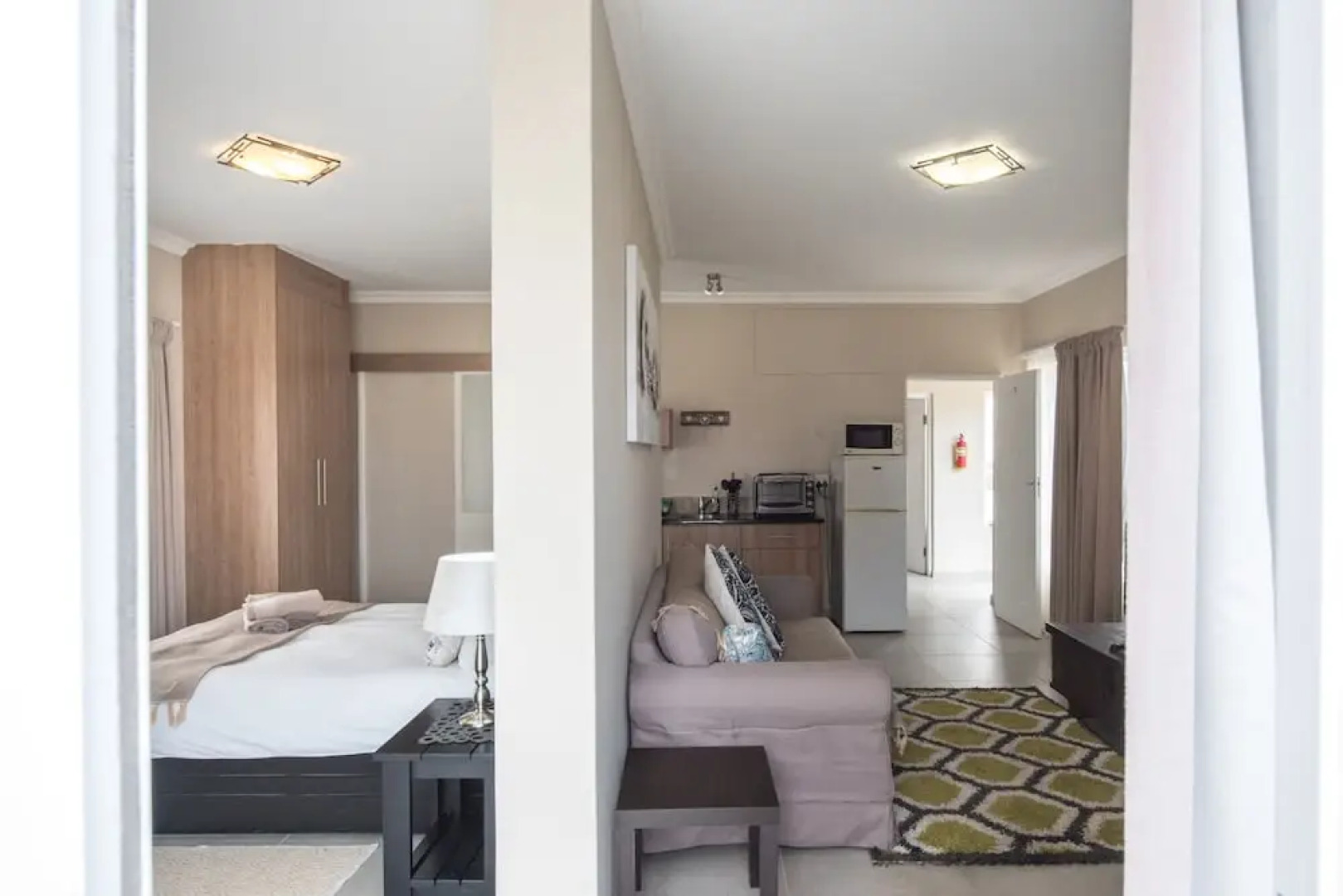 Long Beach Self-Catering