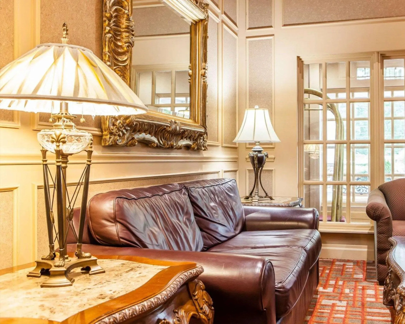 Clarion Hotel Palmer Inn