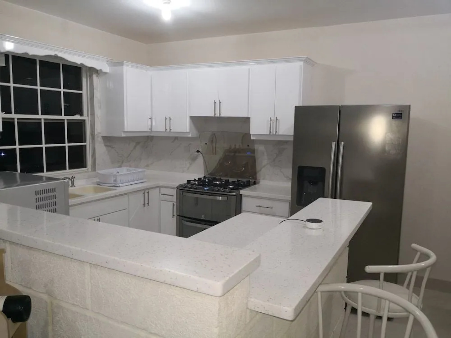 Ez Living Apartments