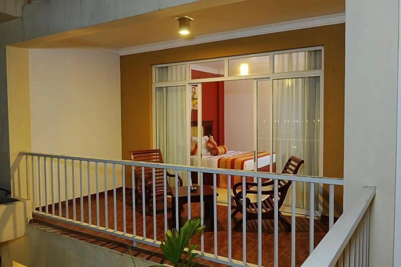 Avenra Garden Hotel