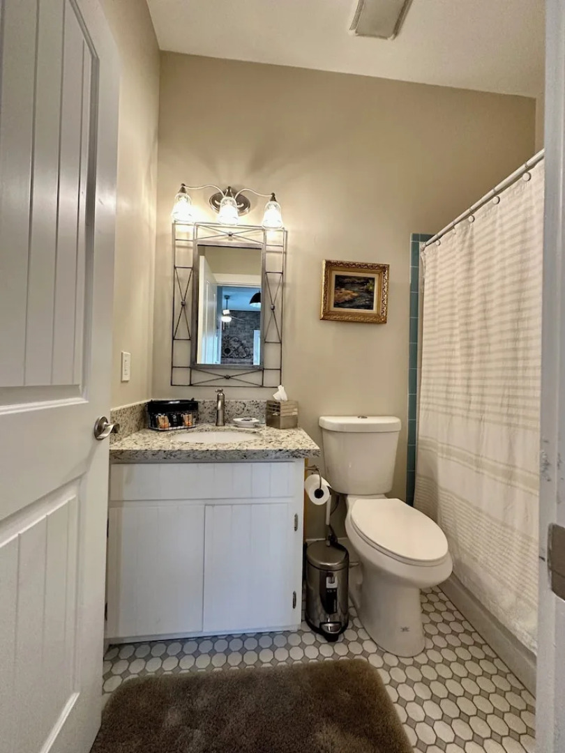 Bisbee Brownstone Suites