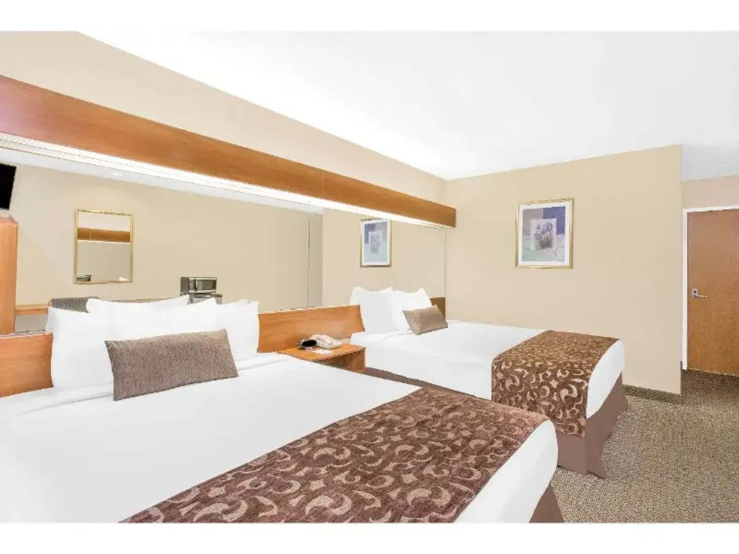 Beckley East Microtel Inn / Suites