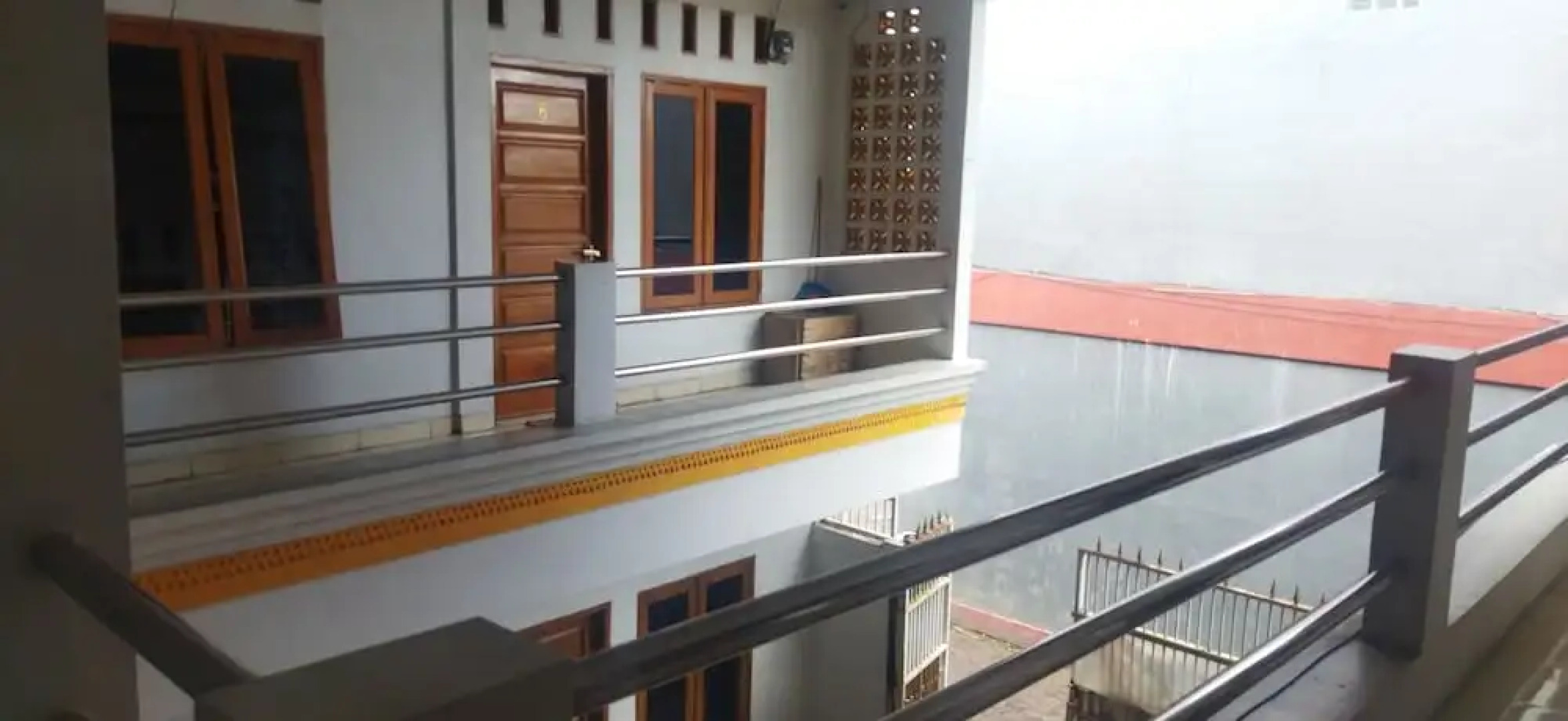 Hotel O Penginapan Hj Lilis Syariah