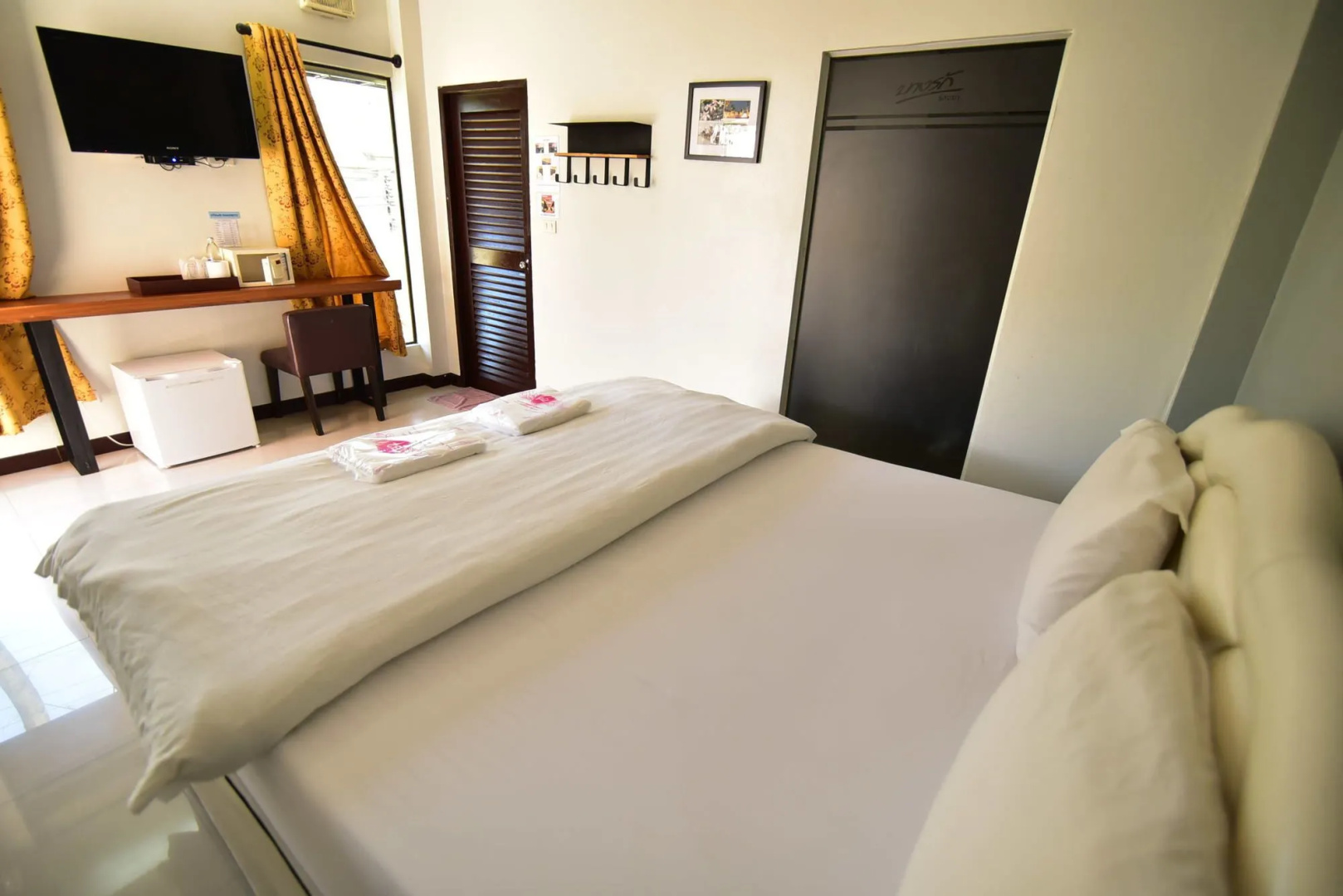 Bangrak Resort