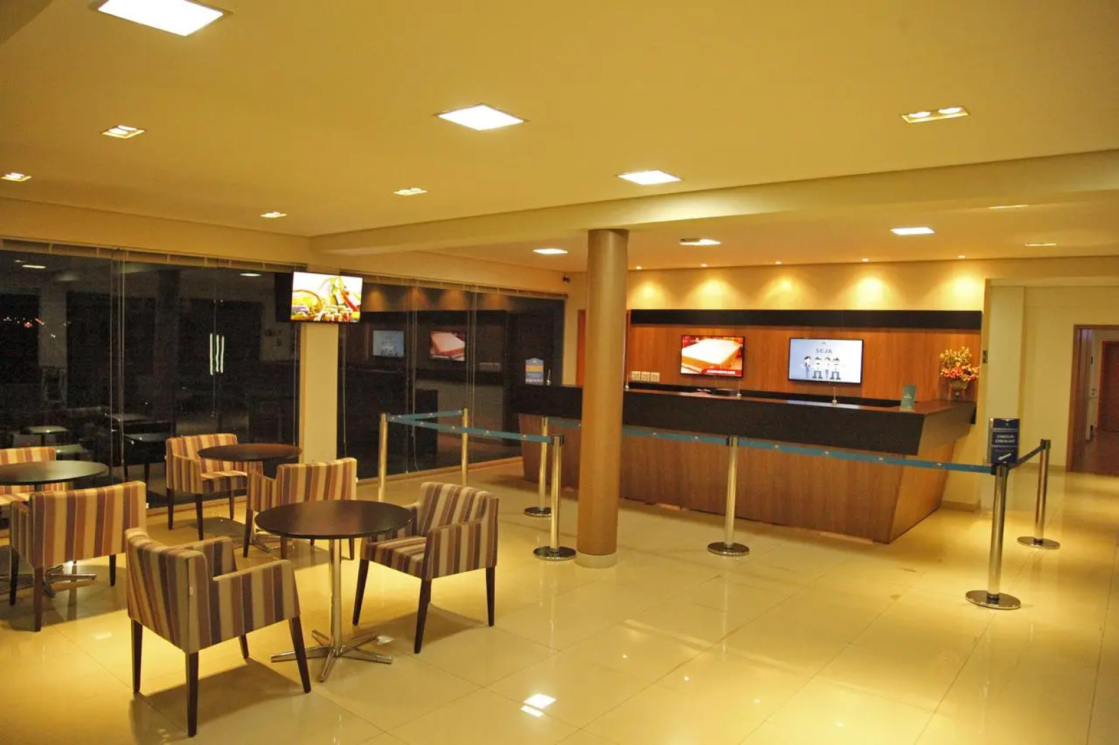 Bernal Hotel Econômico