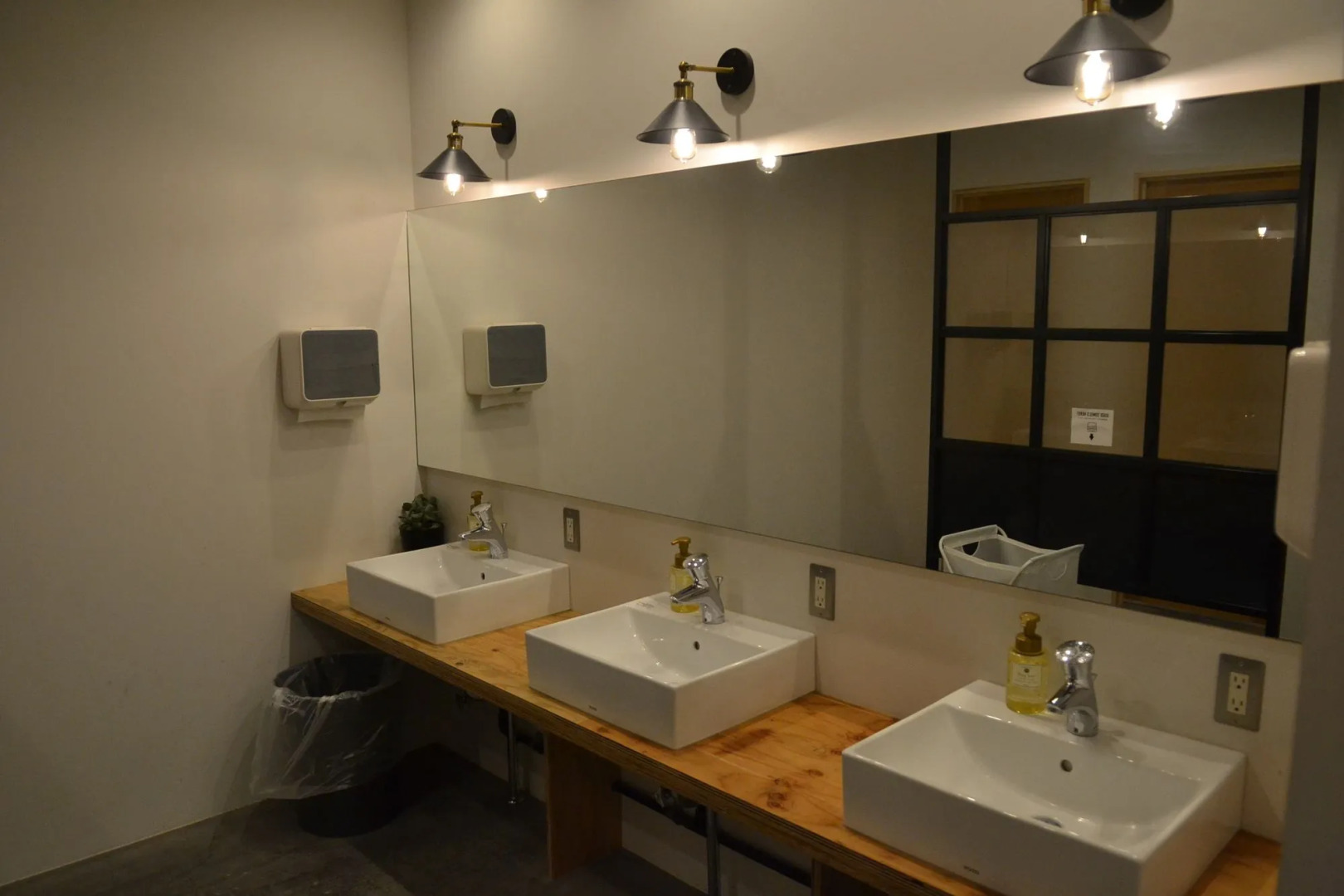 HafH Fukuoka THE LIFE - Hostel