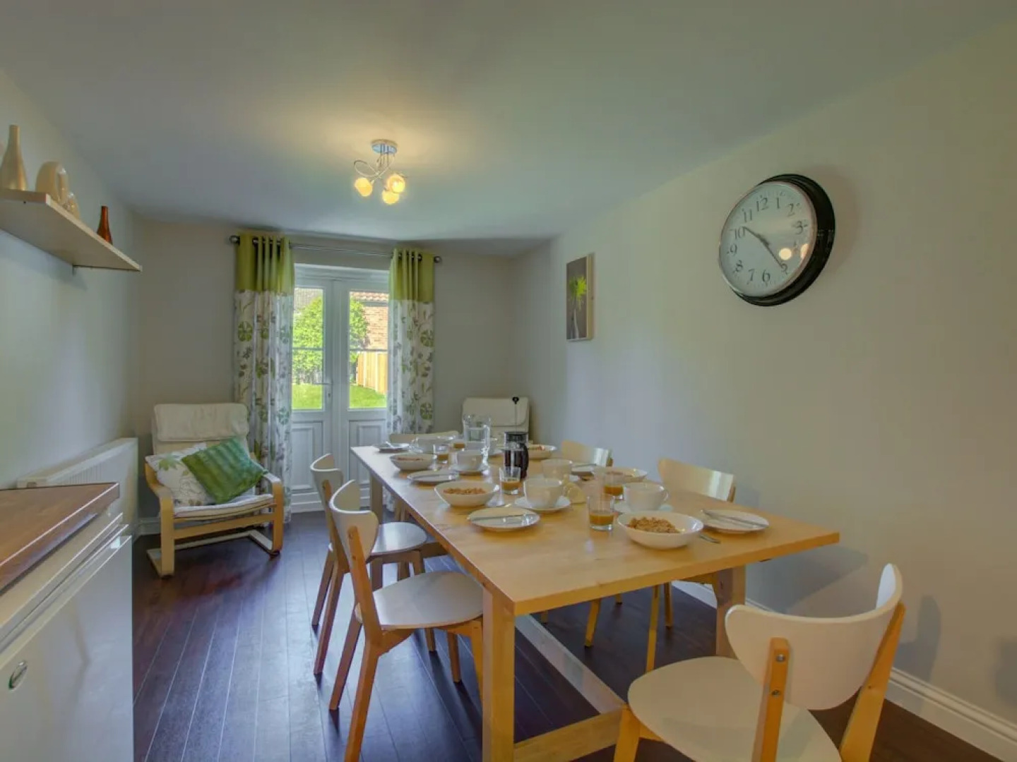 Beautiful Holiday Home With Private Garden and Close to the sea