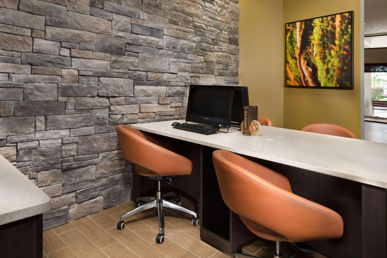 Holiday Inn LAWRENCE