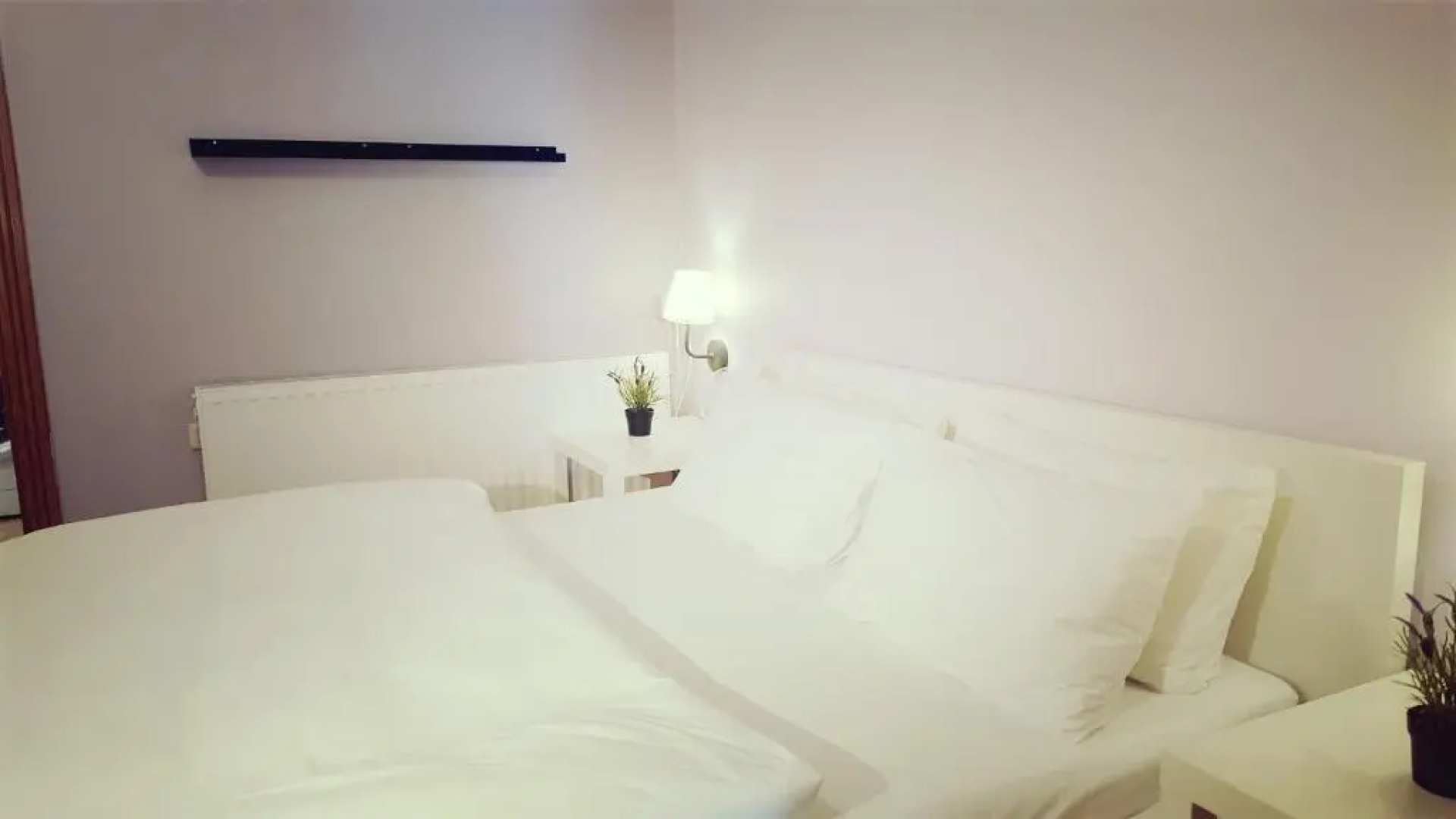 Two Bedroom Shmeisani Apartment