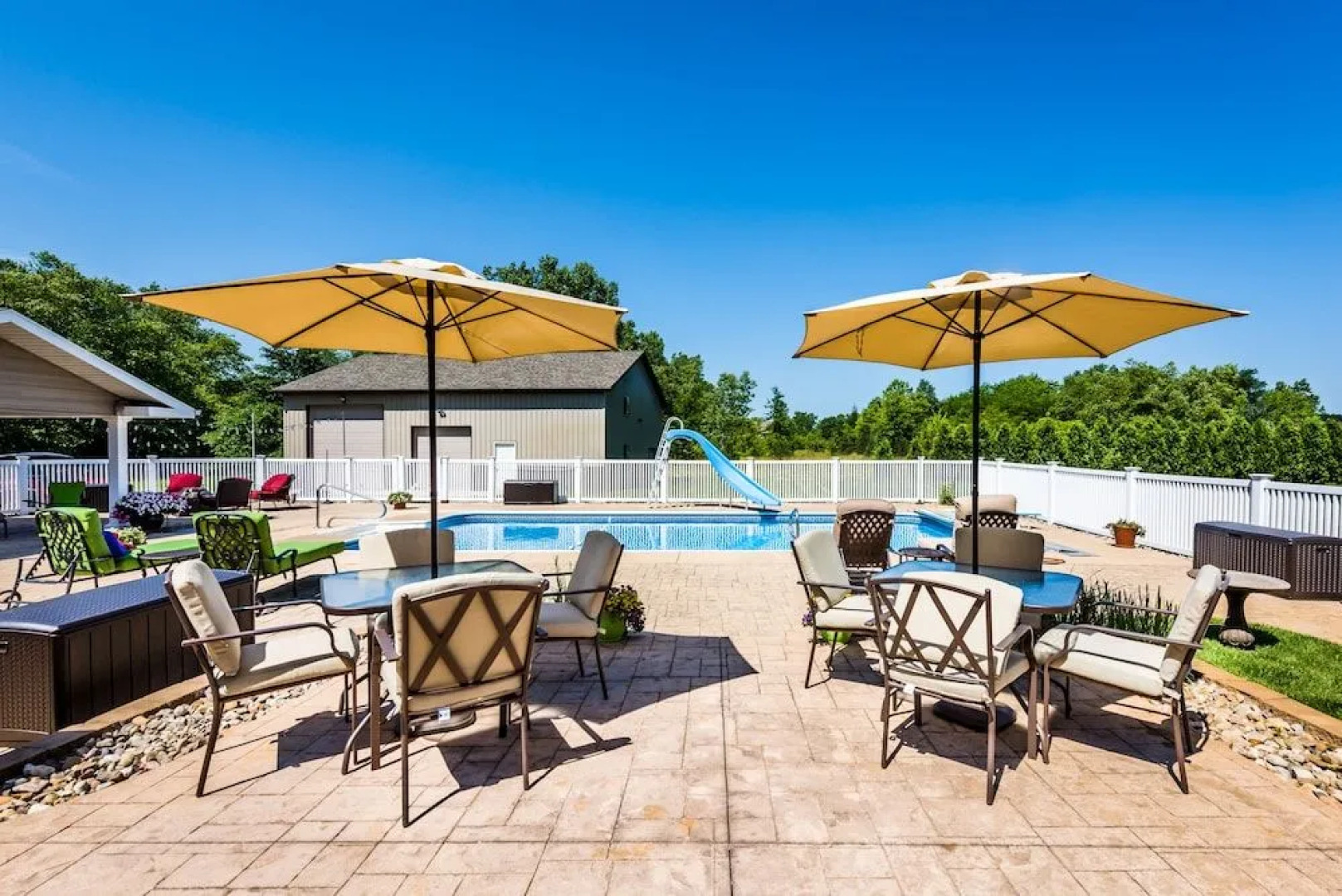 Among the Vineyards Bed & Breakfast