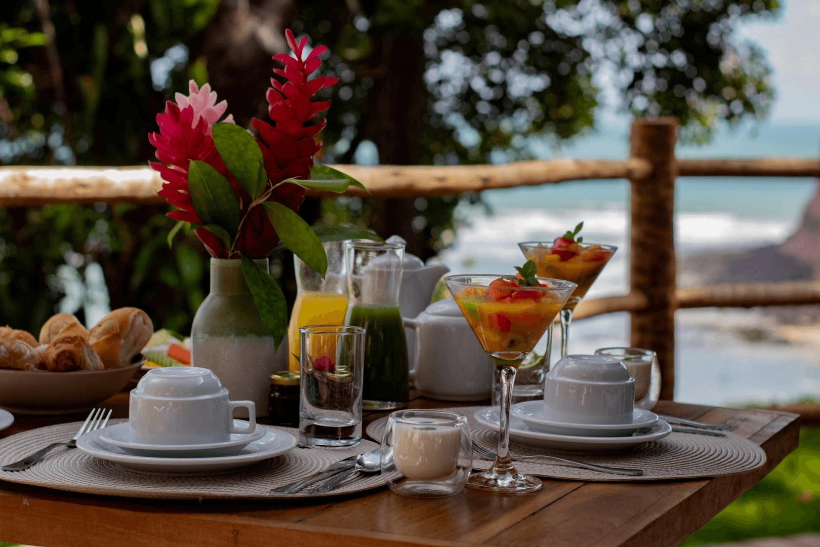 Madeiro Beach Hotel And Resort