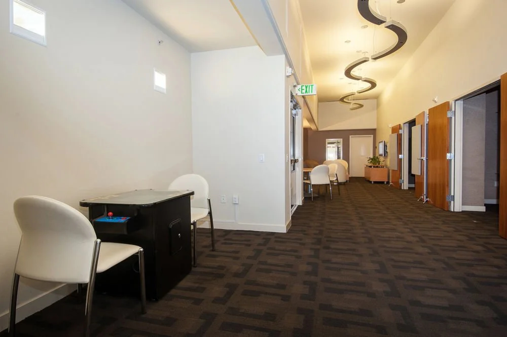 Sunshine Suites At 417