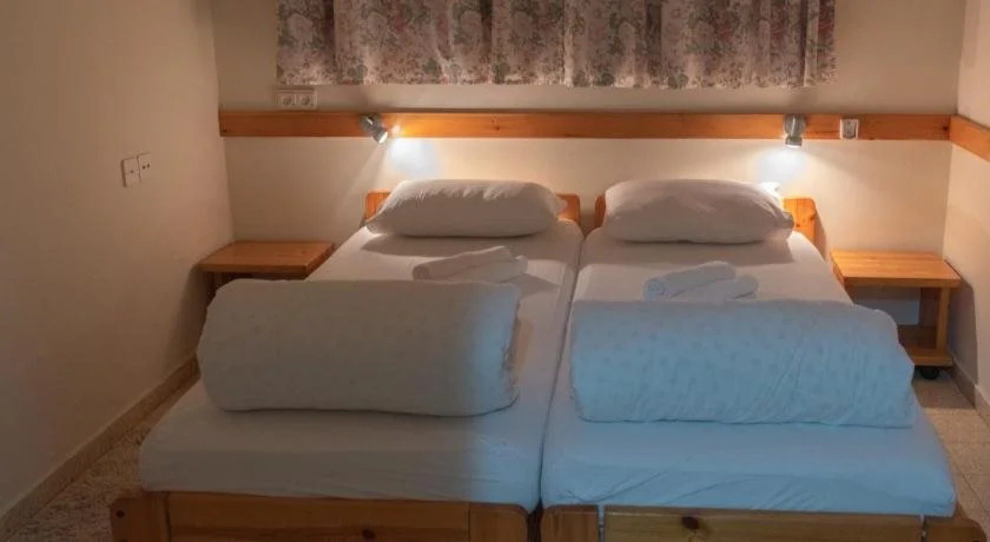 "Bakfar" Kfar Szold Country Lodging