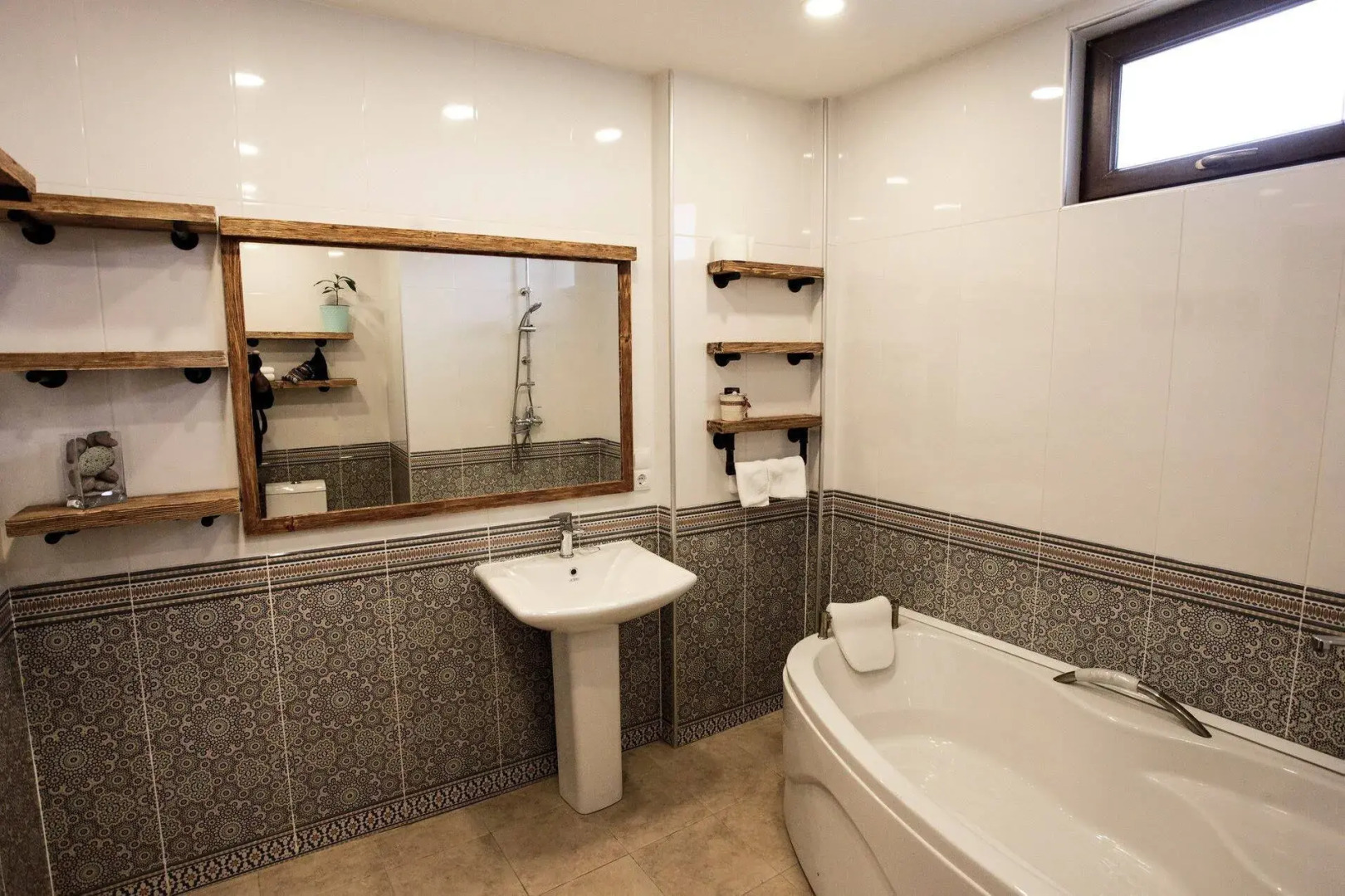 Отель Lost Ridge