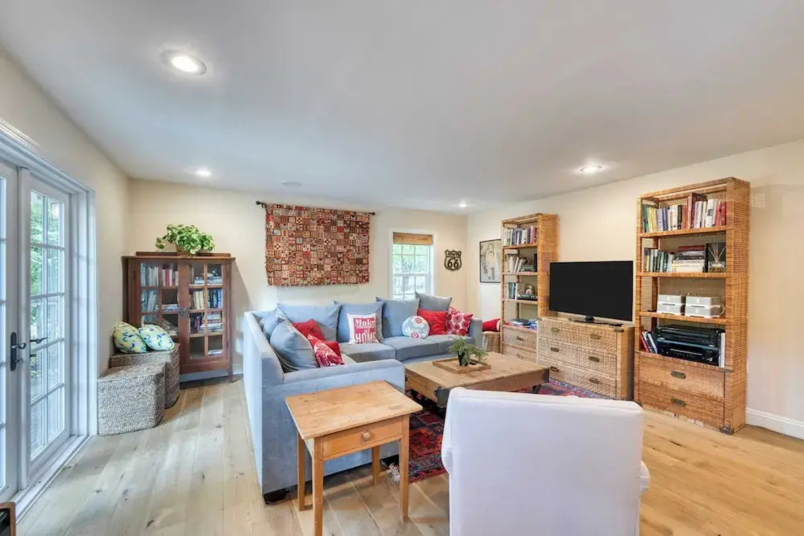 Glen Ellen Escape 5BR Retreat w/ Pool, Hot Tub, Hammocks & Vineyard Views