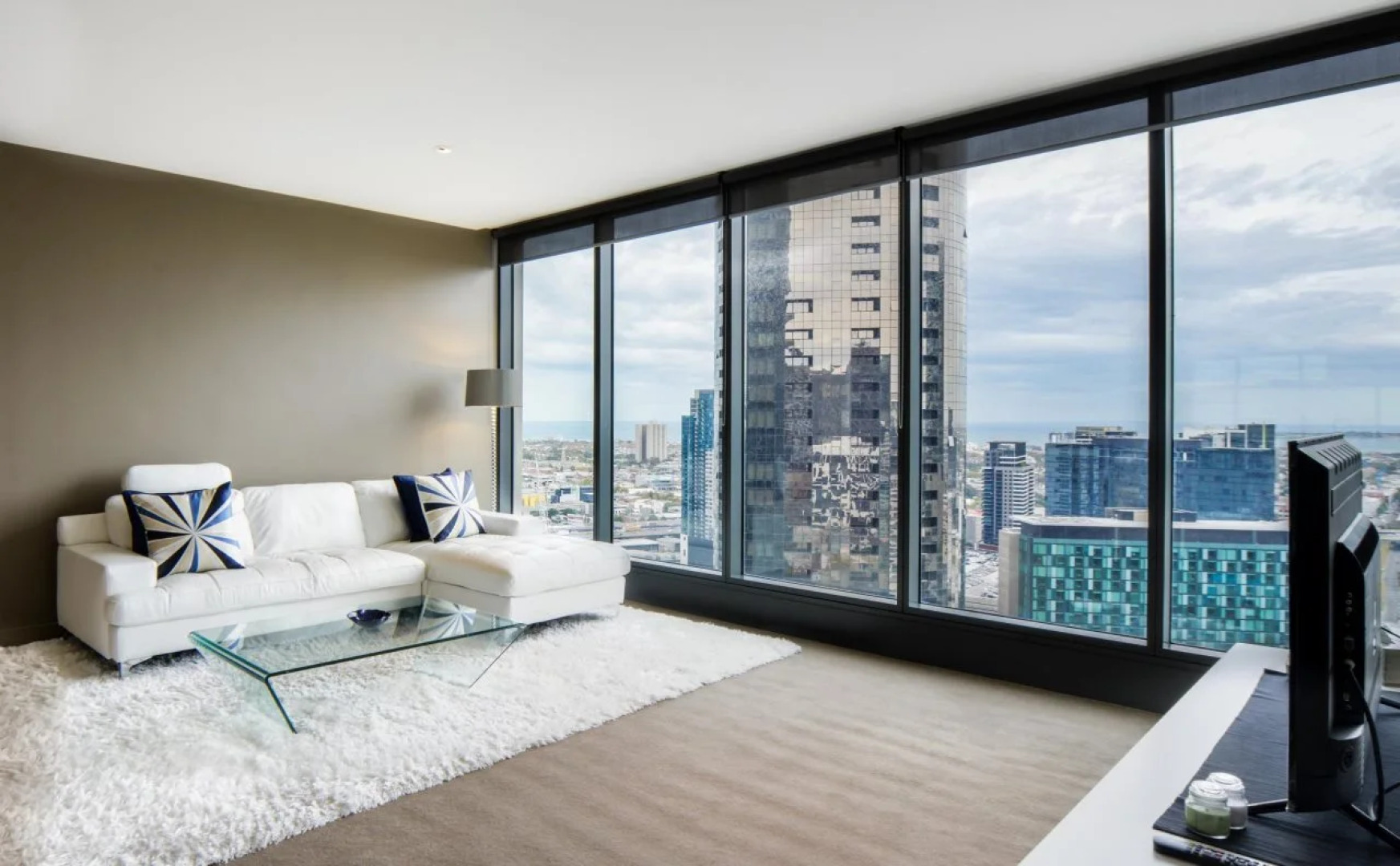 UrbanMinder @ Freshwater Place