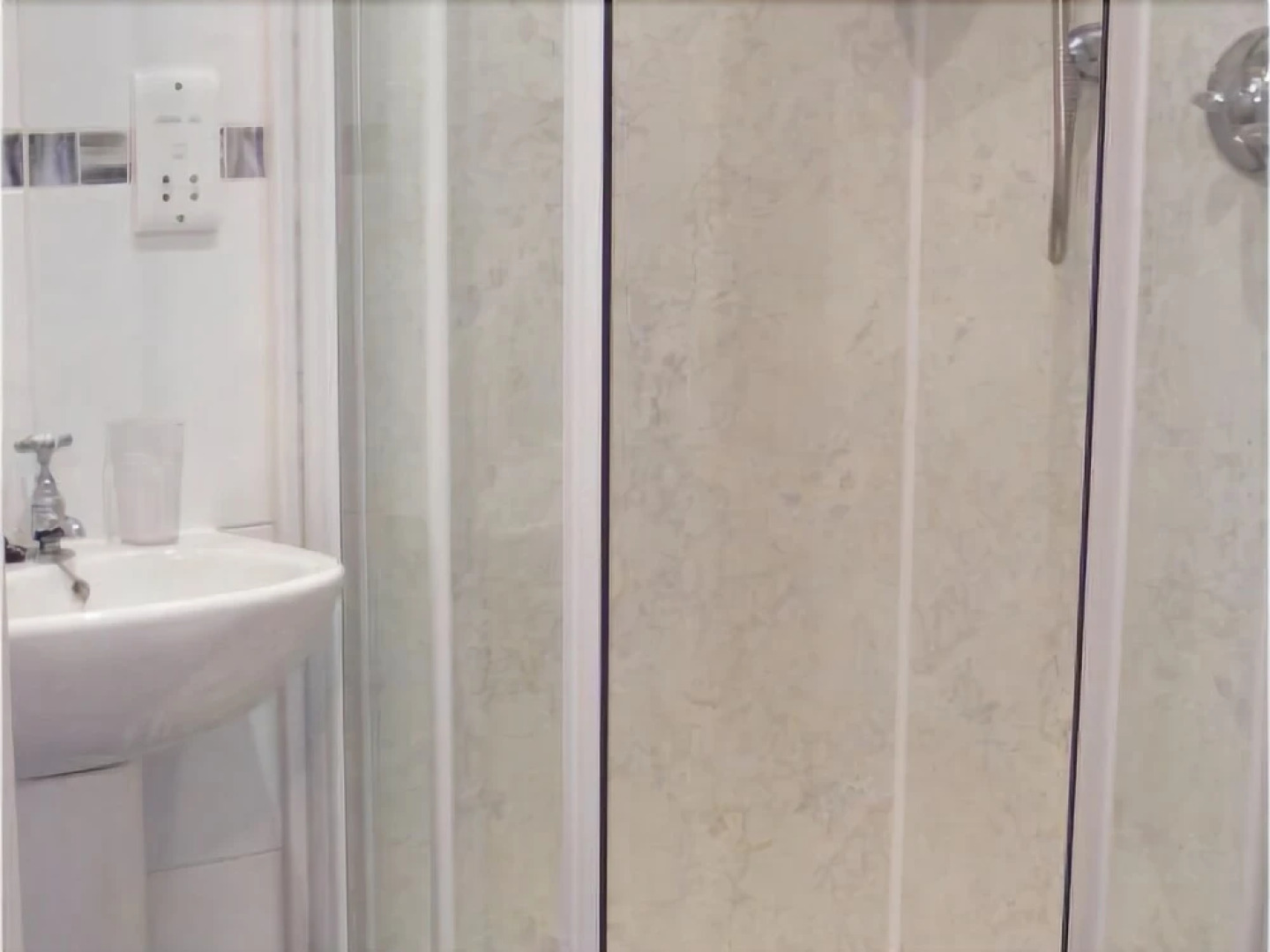 Ashley House Guest House