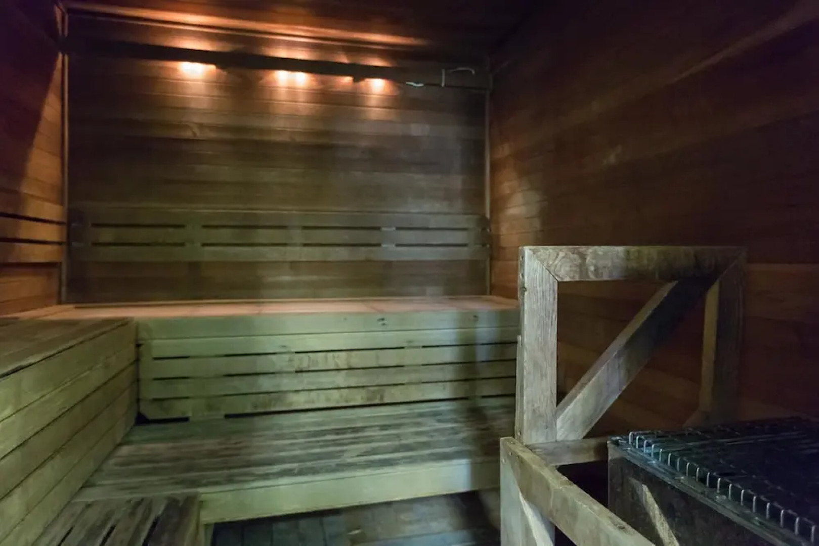 Seaside Beach and Raquet 4710