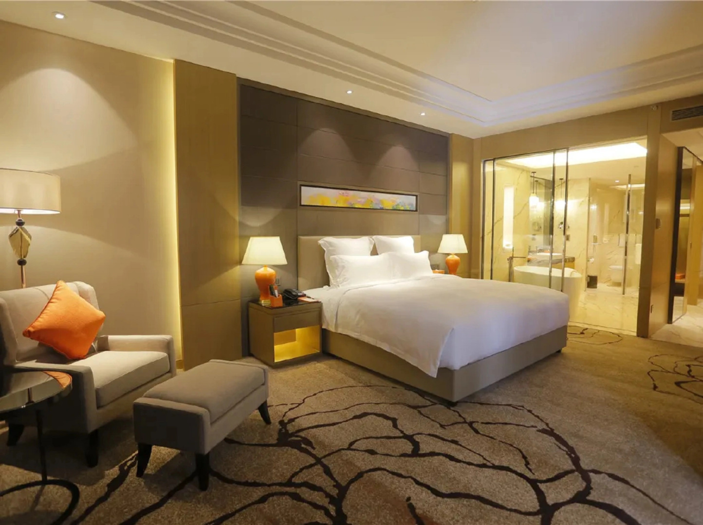 Pullman Shishi Mattison