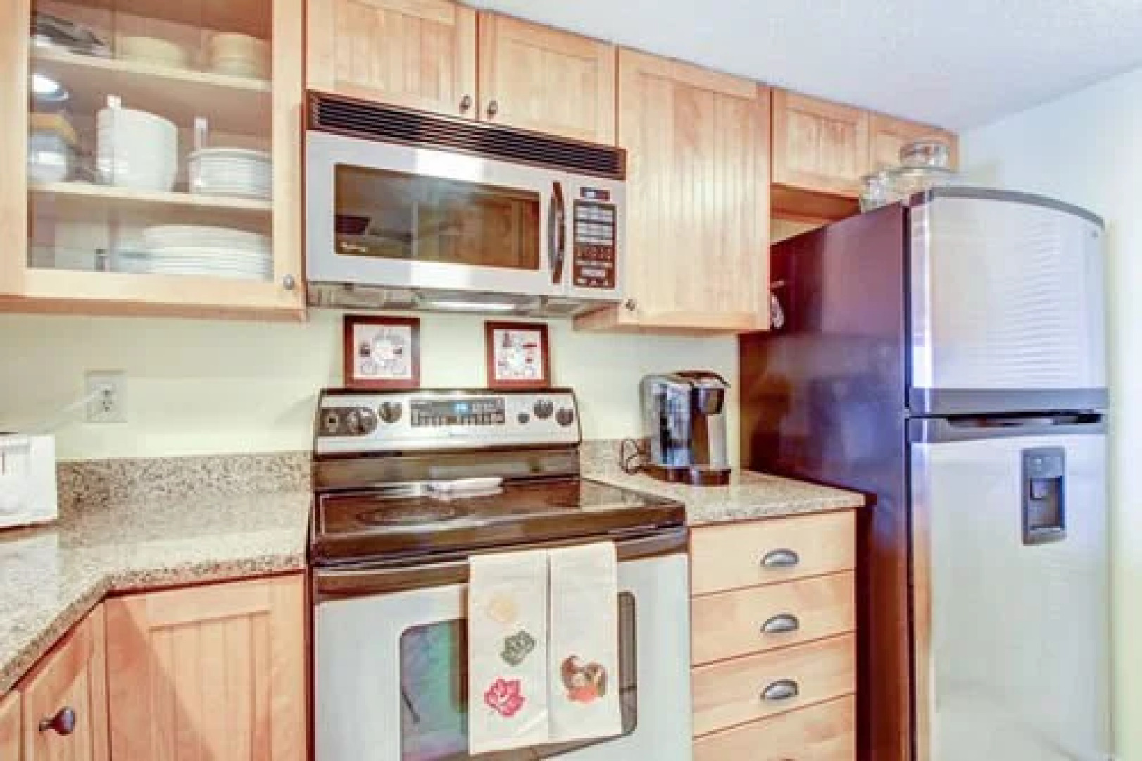 Amelia Surf And Racquet Club condo