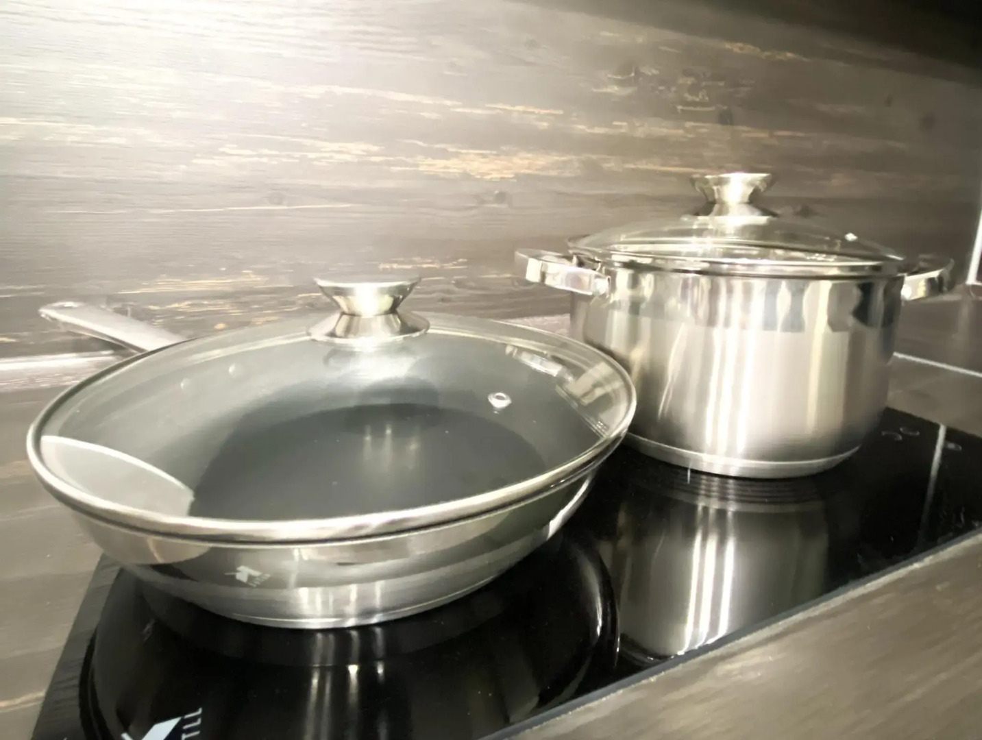 Апартаменты на улице Крупинова 8