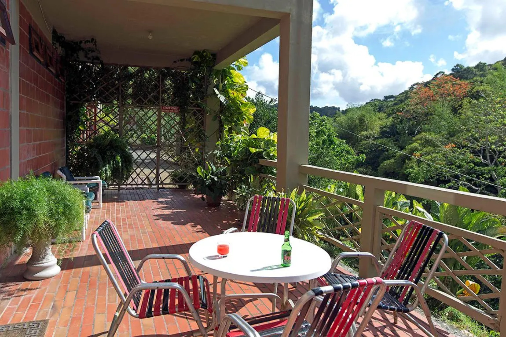 Cuffie River Nature Retreat