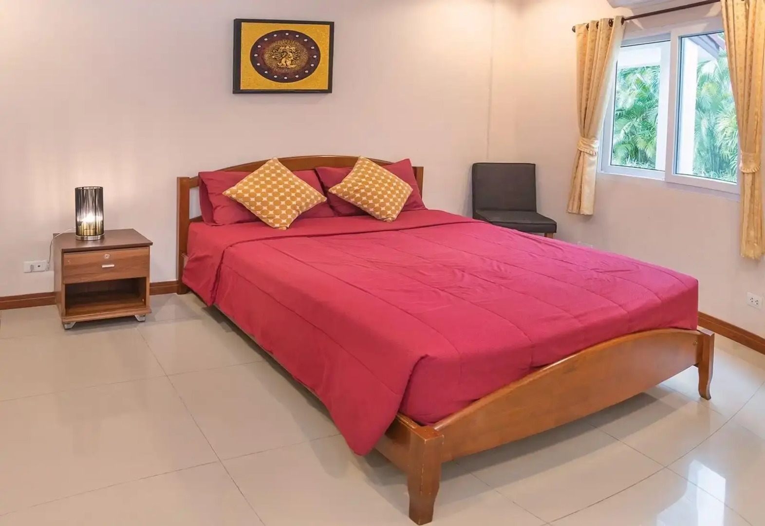 Villa Waree 5 minutes from City and Beach