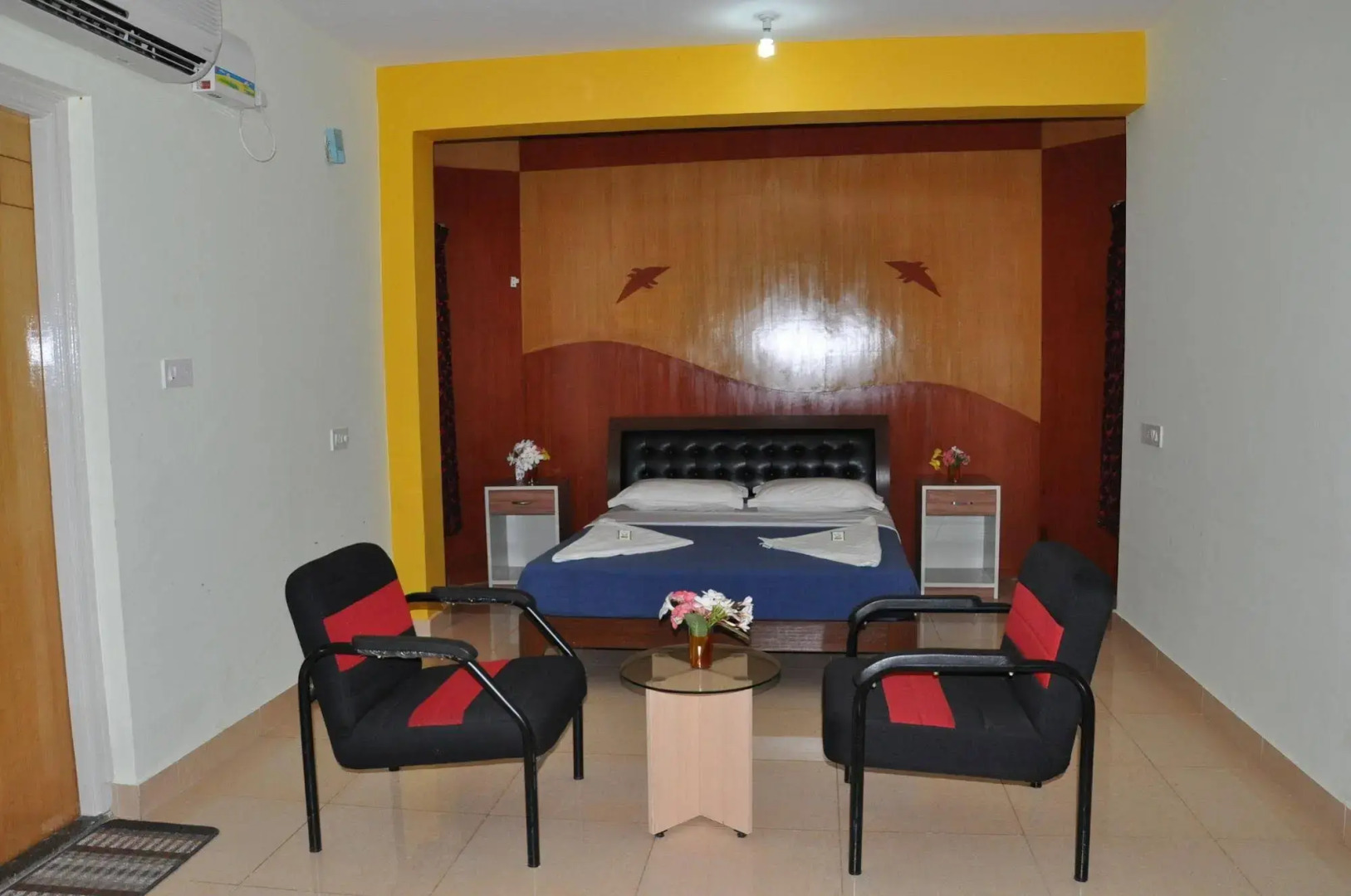 KSTDC Hotel Mayura Gaganachukki