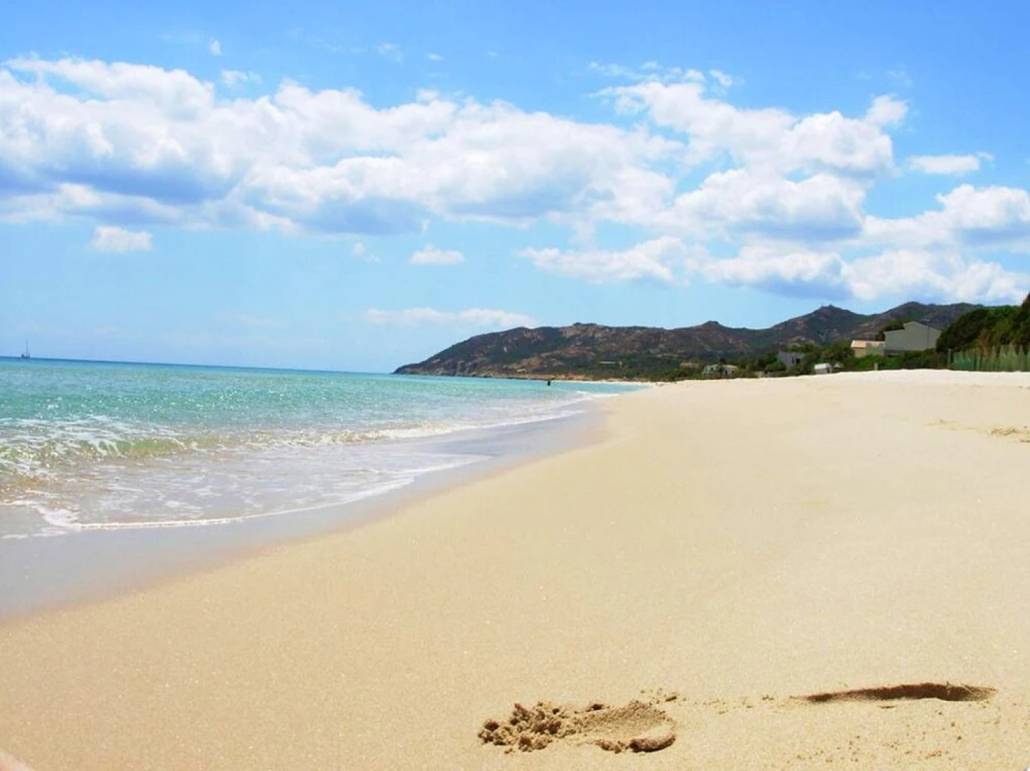 House With 4 Bedrooms in Santa Margherita di Pula, With Furnished Terrace and Wifi Near the Beach