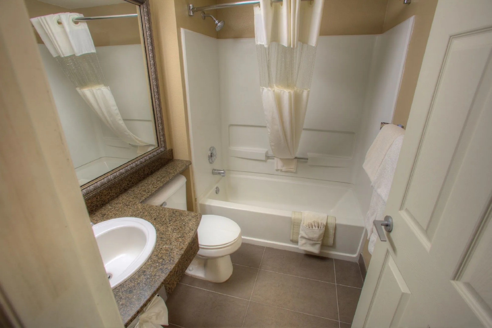 Ocean Paradise Hotel & Resort