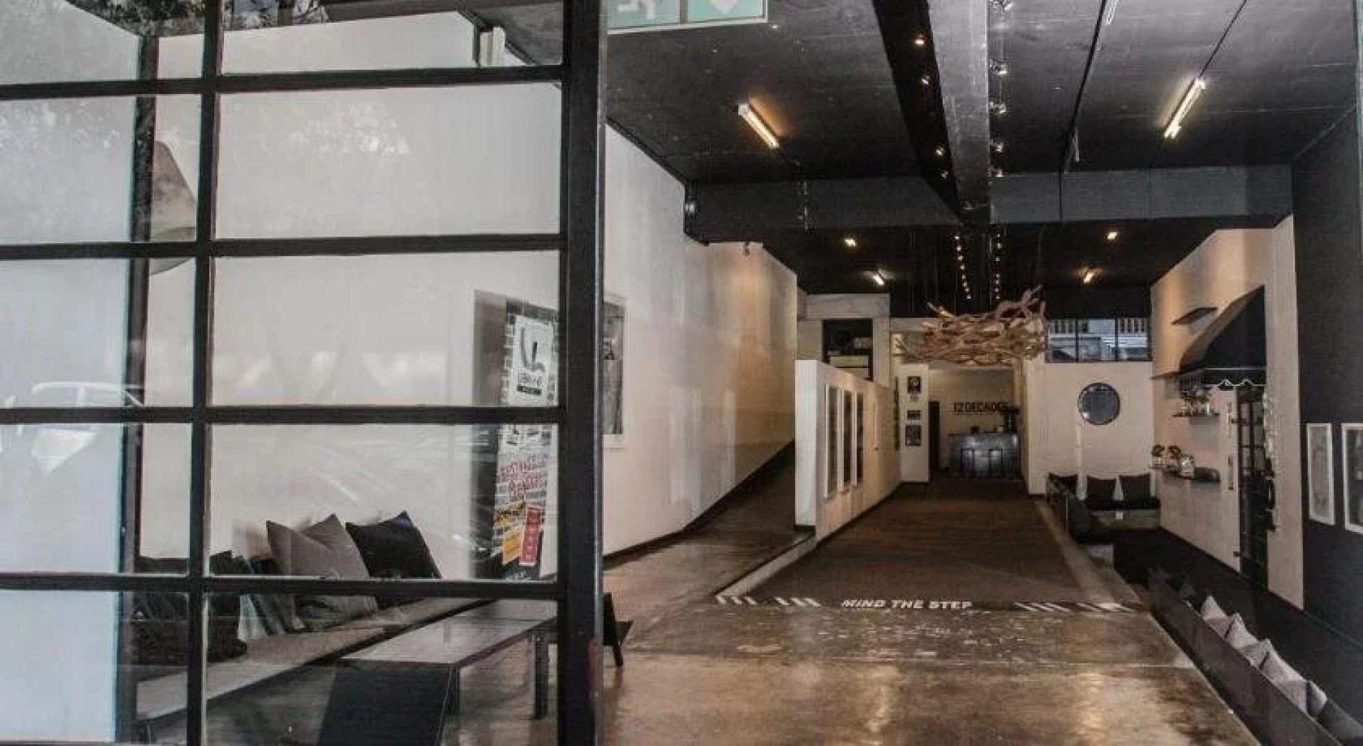 12 Decades Art Hotel