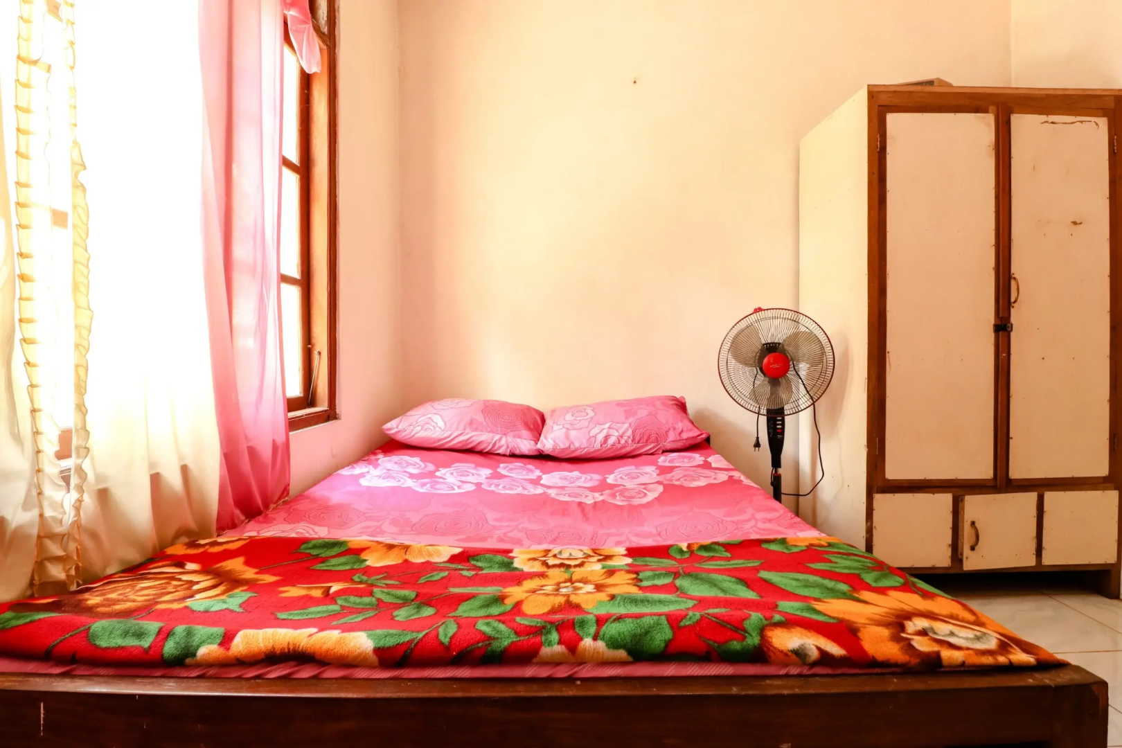 Iran Homestay