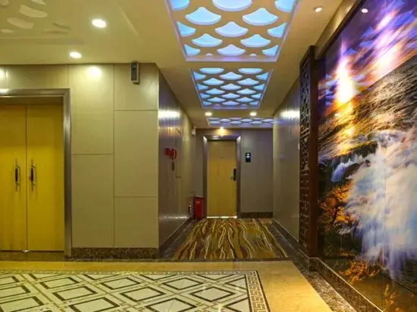 Yingkou Yudingyu Longge Business Hotel 1 (Wanda Plaza)