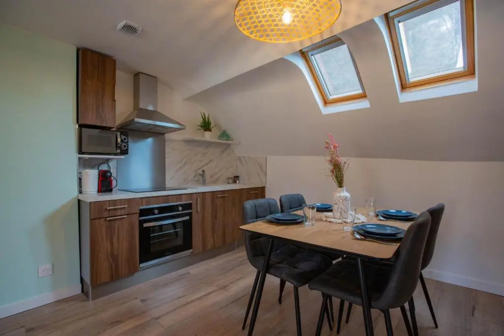 Faubourg des voyageurs N°7