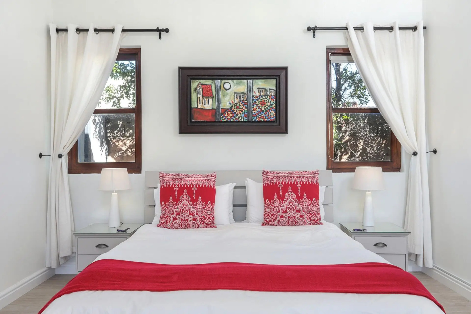 Sixteen Guest House on Main