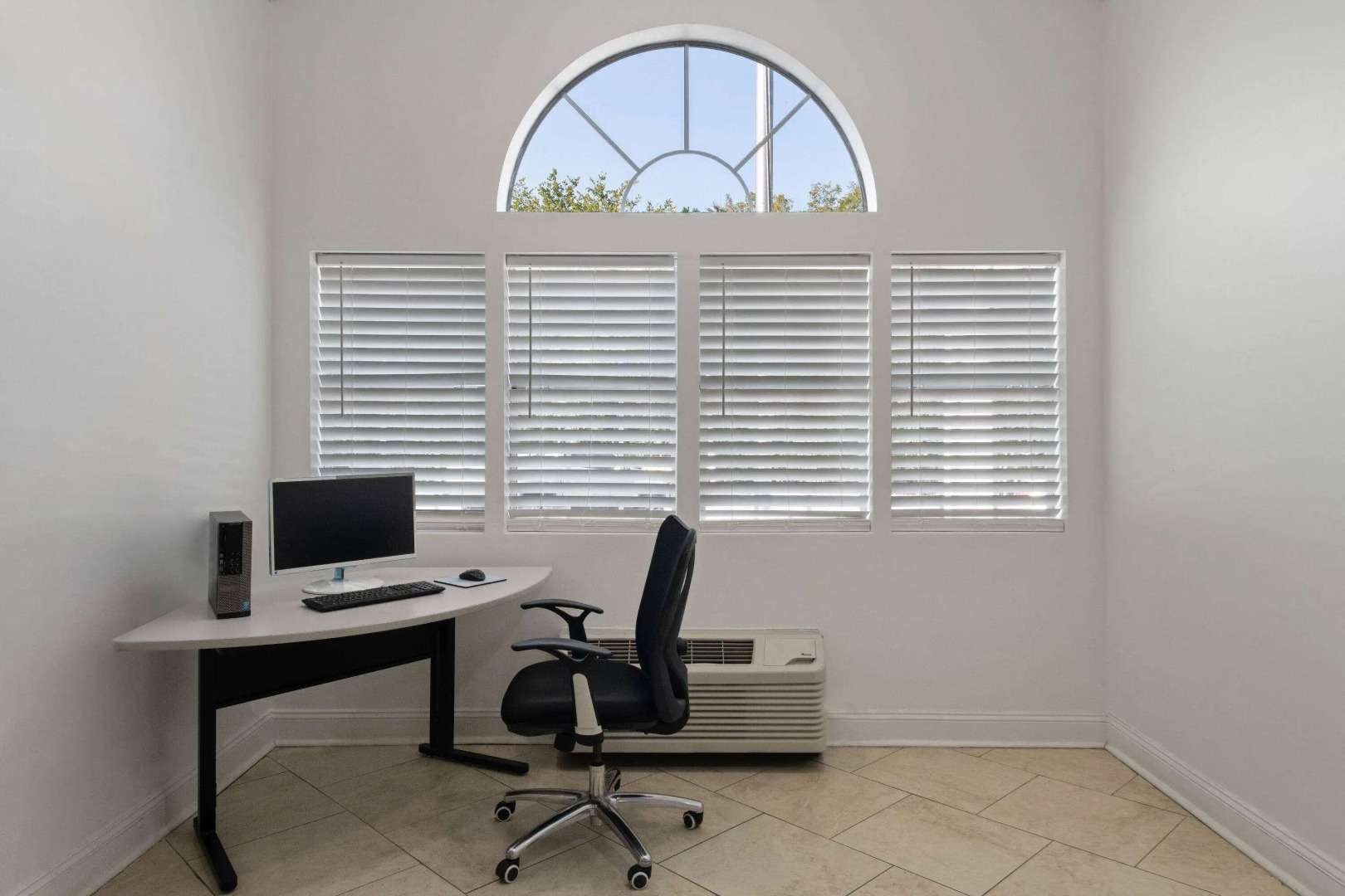 Super 8 by Wyndham Harbison/Parkridge Hospital