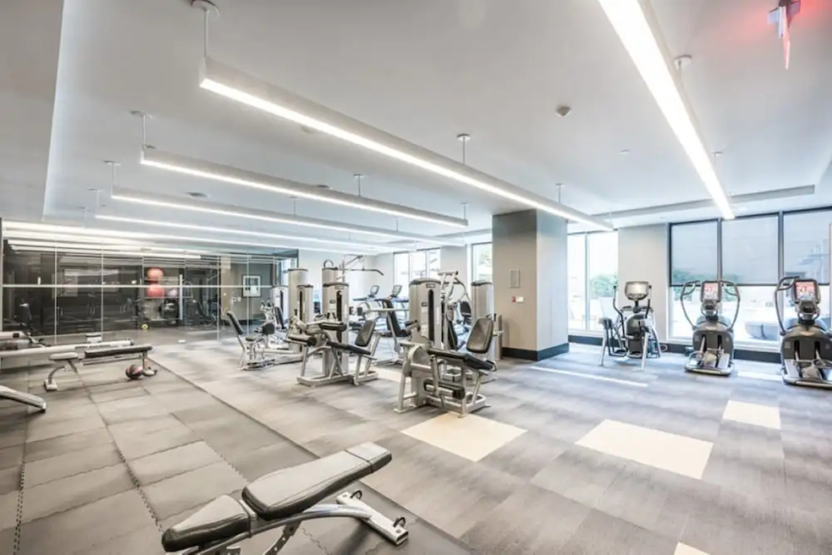 Global Luxury Suites at Town Center North