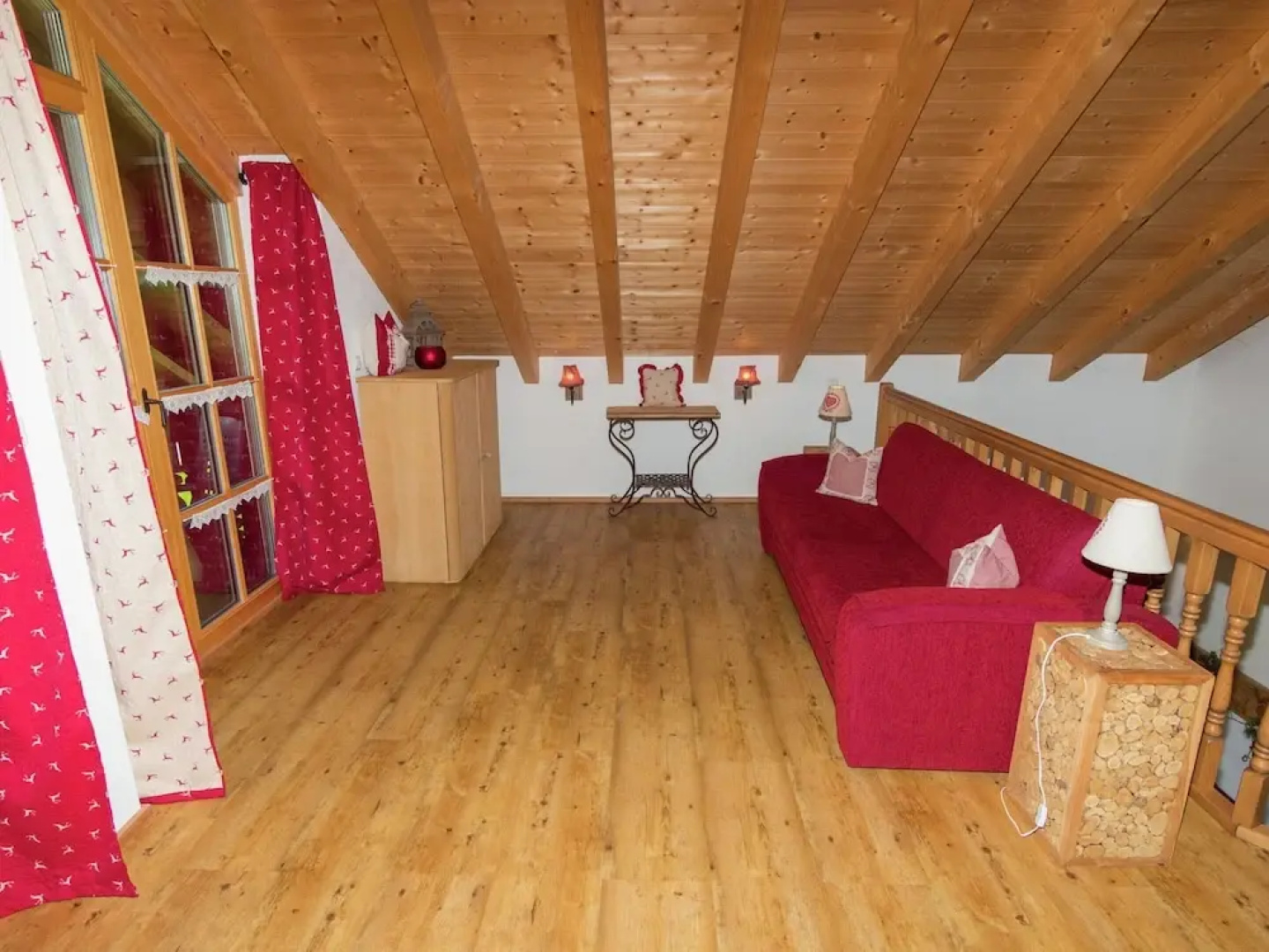 Alluring Holiday Home in Ubersee With Whirlpool