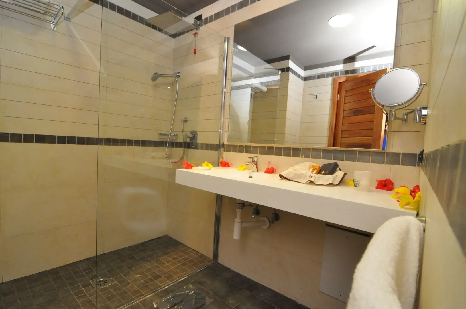 Hotel Club Du Lac Tanganyika