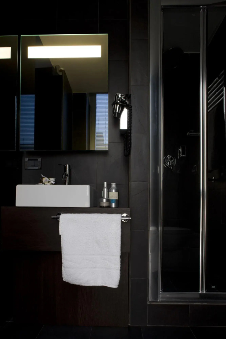 Hotel Twenty One
