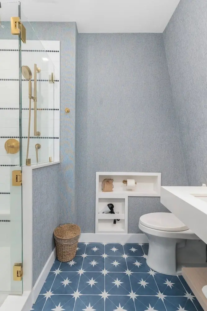 Block Island Bunk House